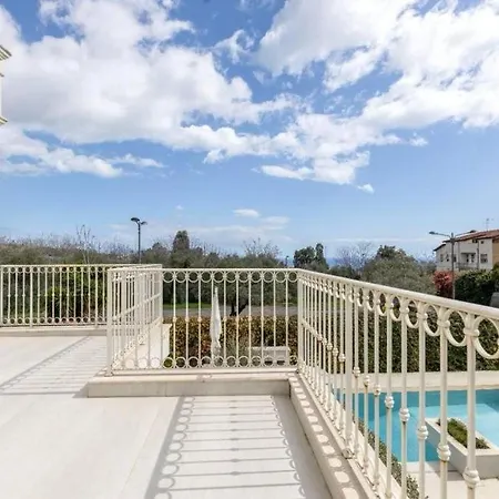 Dream In - Pure Relaxation With Private Pool Apartamento